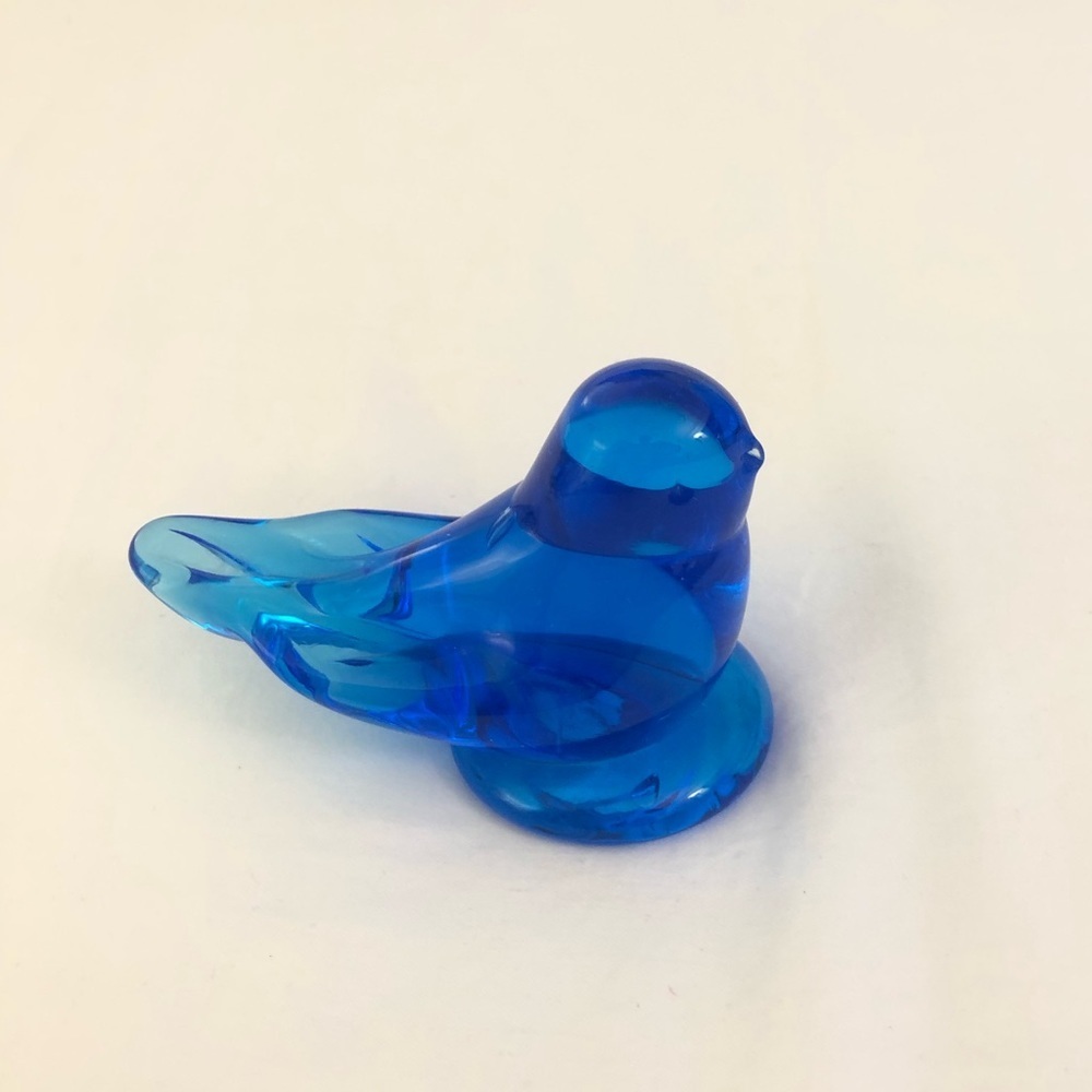 Vintage Glass Bluebird figurine - Picture 1 of 8